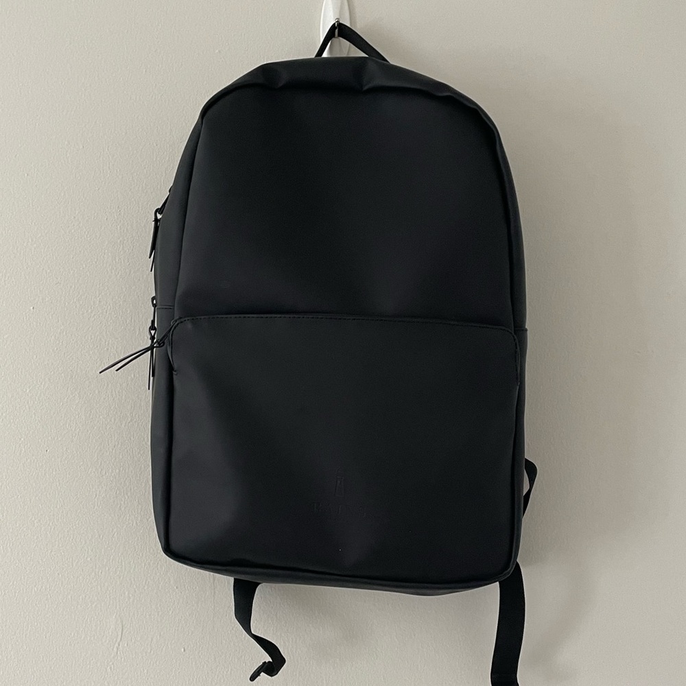 Rains Field Pack
